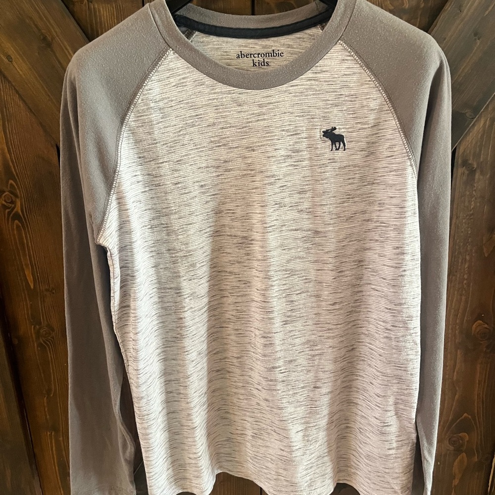 Abercrombie Kids Heather Gray Raglan Tee